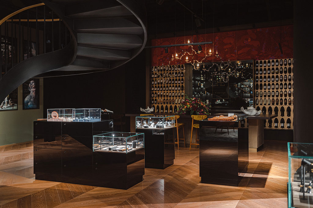 HE Concept Store — Europejski Boutiques, Raffles Warsaw